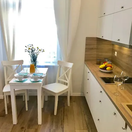 Apartament Inhome 2 *